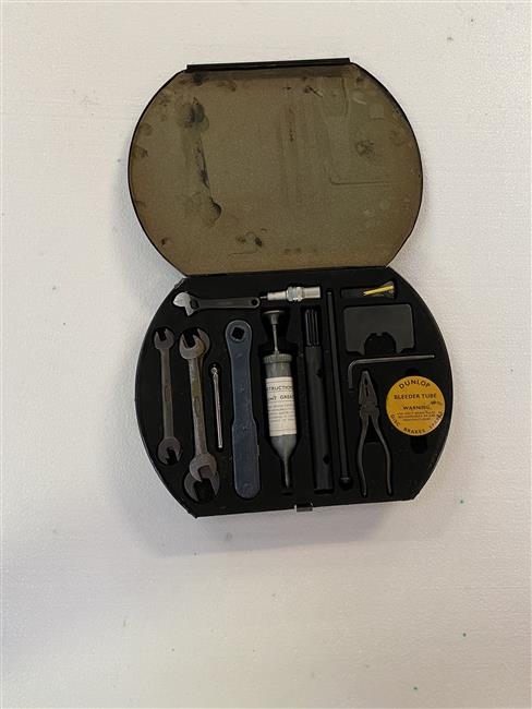 Originele toolbox ( old stock - nieuw)  Jaguar  te koop