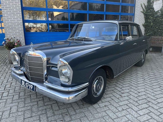 1962 Mercedes 220 te koop