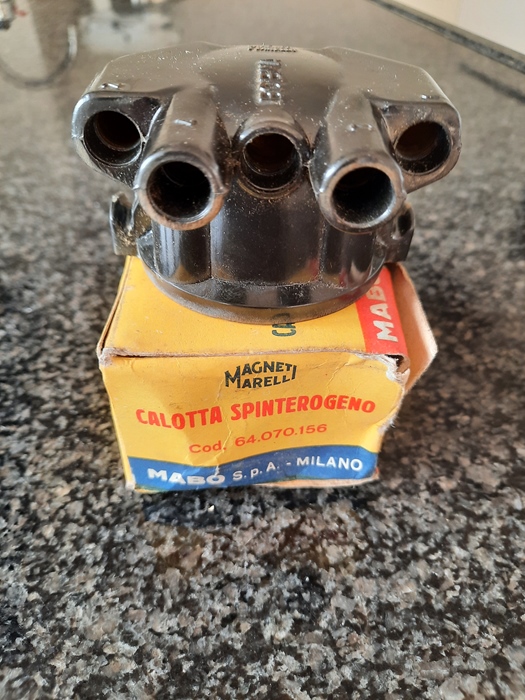 Verdeelkap S 70 B Fiat 500/600 te koop