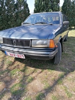 1986 Peugeot 305 Break oldtimer te koop