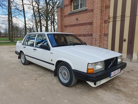 1989 Volvo 740 2.3 glt 16v oldtimer te koop