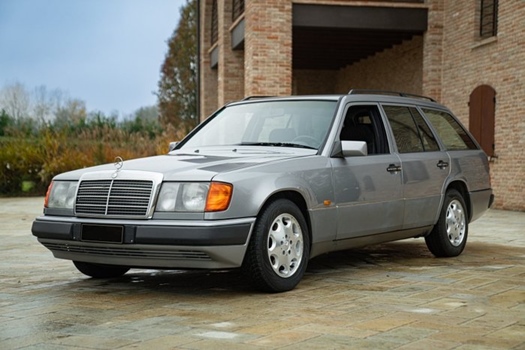 1992 Mercedes 200 SW TE oldtimer te koop