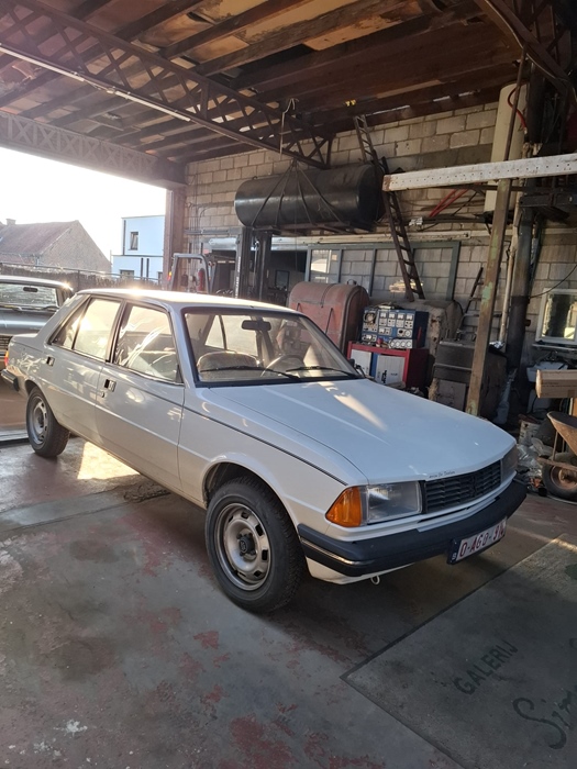 1988 Peugeot 305 oldtimer te koop