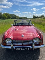 1964 Triumph TR4 Roadster | Surrey top oldtimer te koop