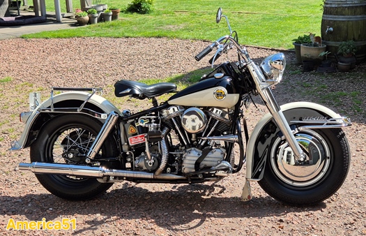 1958 Harley-Davidson FL1200 Duo Glid3 oldtimer motorfiets te koop