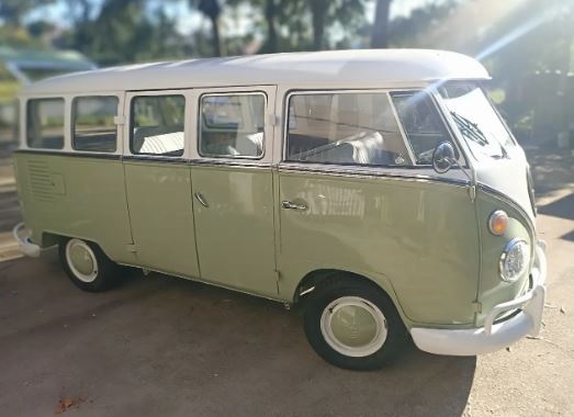 1966 Volkswagen T1 split window bus oldtimer te koop