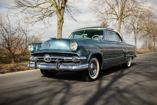 1954 Ford Crestline Skyliner Glasstop oldtimer te koop