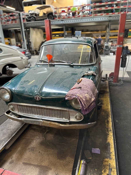 1961 Glas isard 700 oldtimer te koop