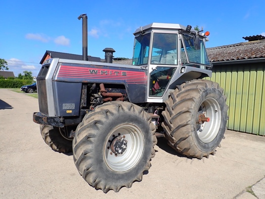 1979 White 2-135 Diesel 4wd with 8 cylinder Cat 3208 oldtimer tractor te koop
