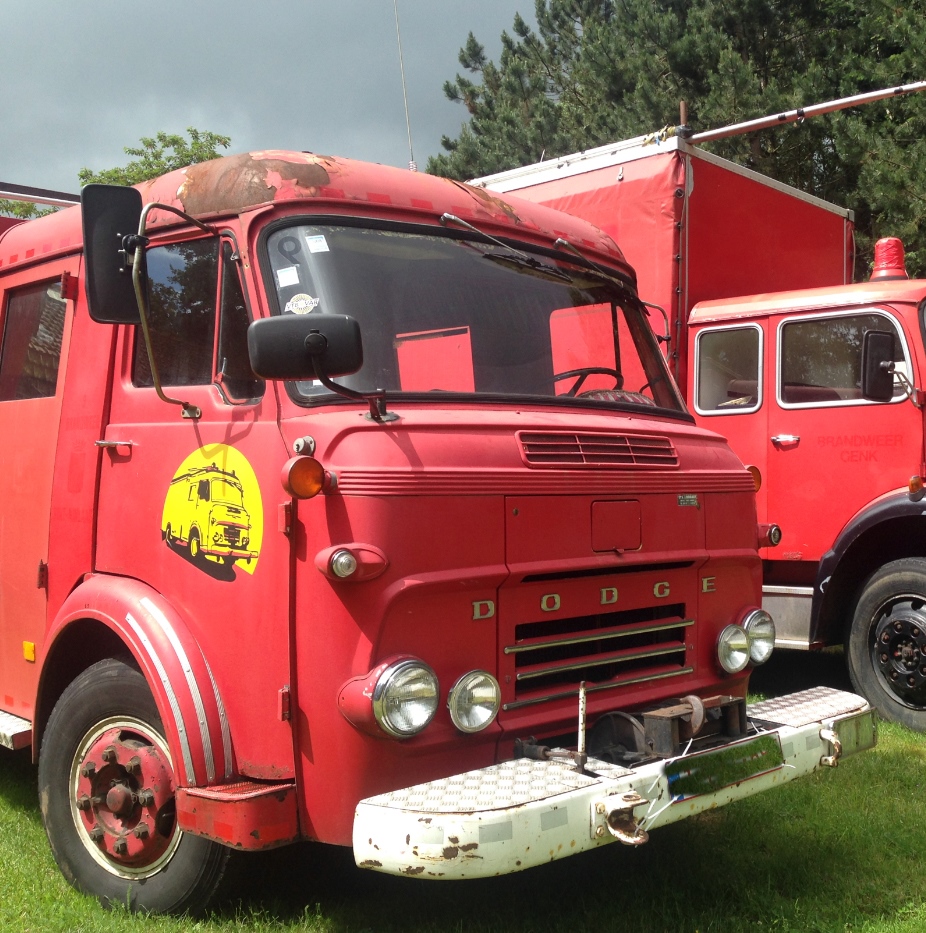 1973 Dodge commer oldtimer vrachtwagen te koop