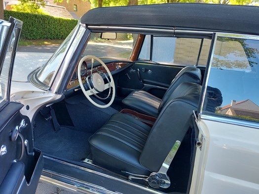 1963 Mercedes 220 cabrio oldtimer te koop