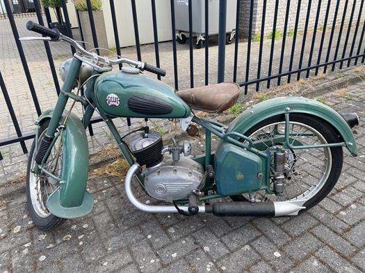 Gillet oldtimer motorfiets te koop
