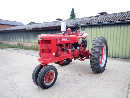 1951 International Farmall M oldtimer tractor te koop