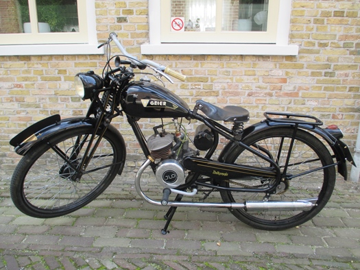 1950 Panther Geier Volksmofa oldtimer motorfiets te koop