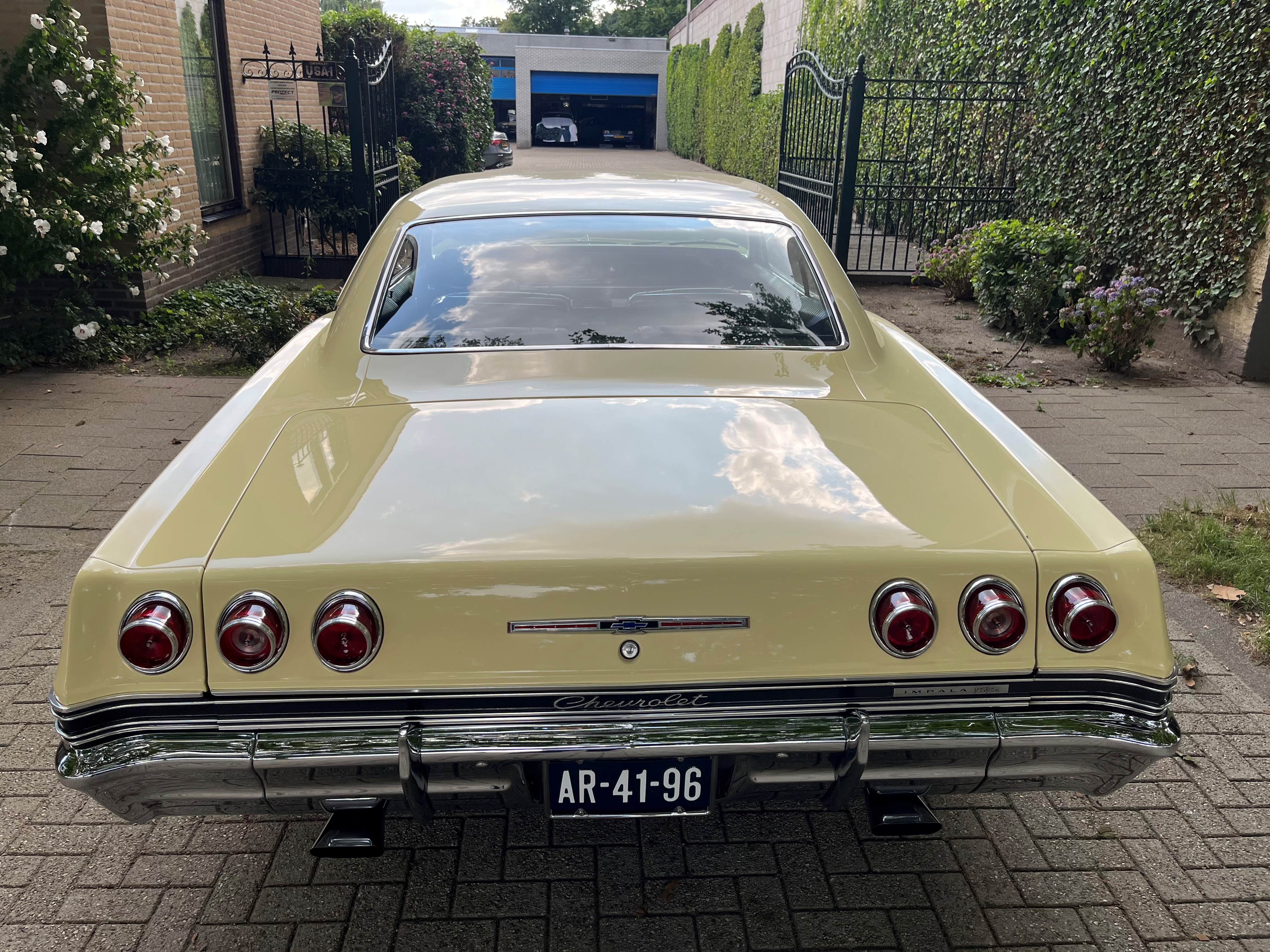 1965 Chevrolet Impala SS Sport Coupe  oldtimer te koop