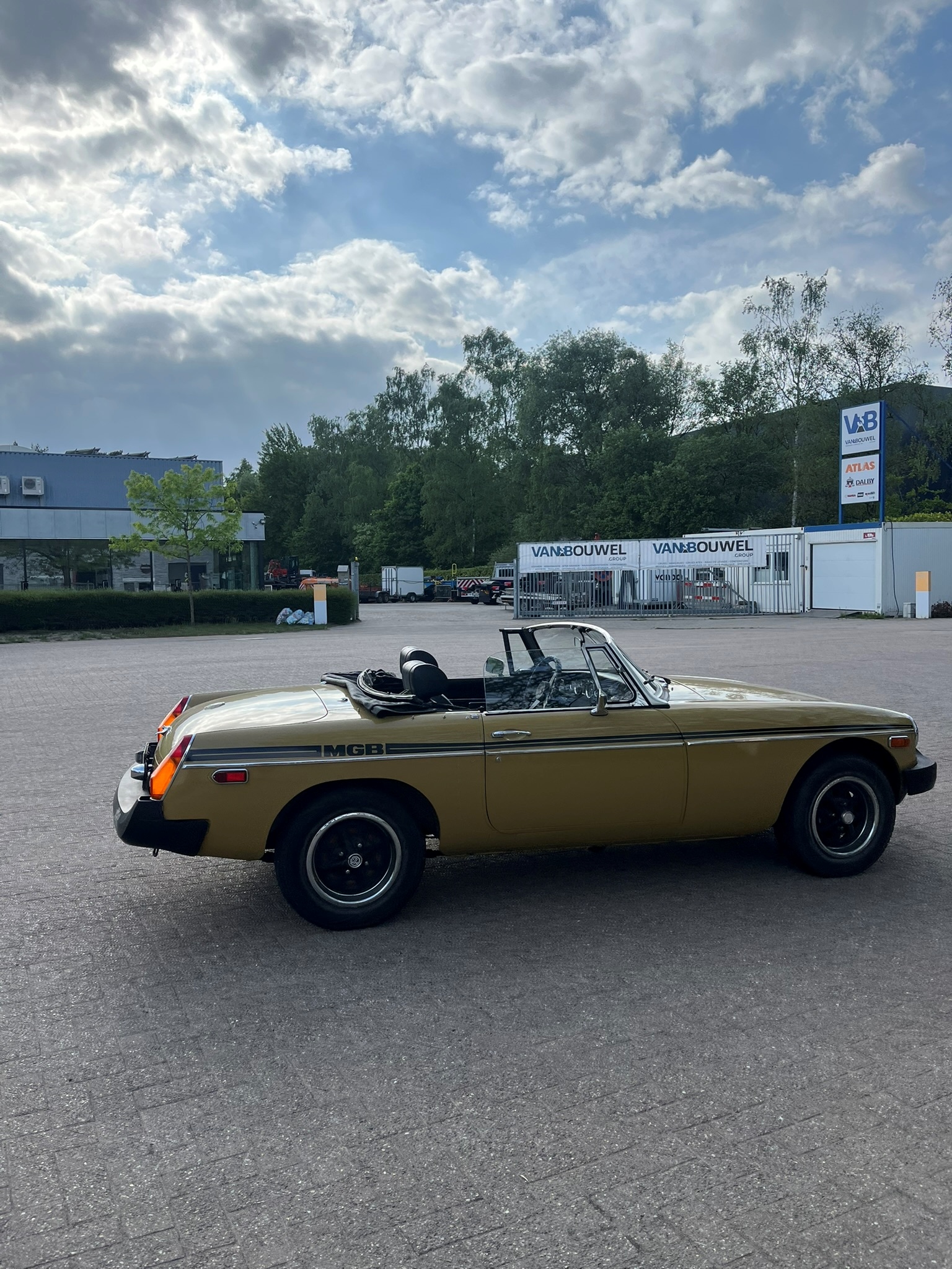 1975 MG B oldtimer te koop