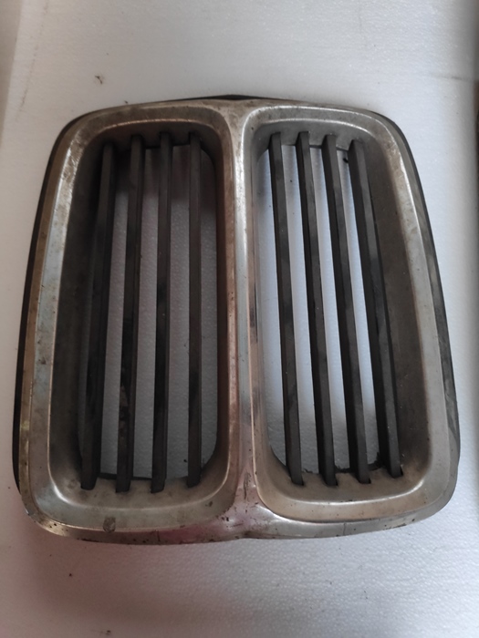BMW grille te koop