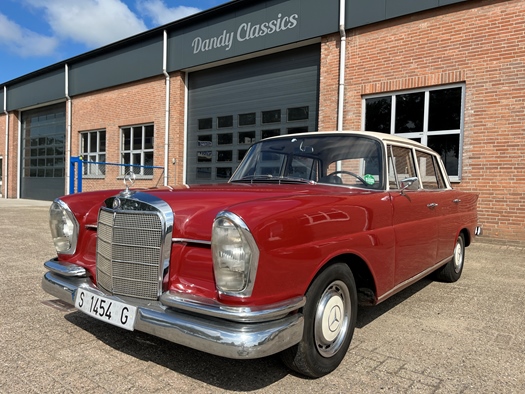 1964 Mercedes 220b W111 oldtimer te koop