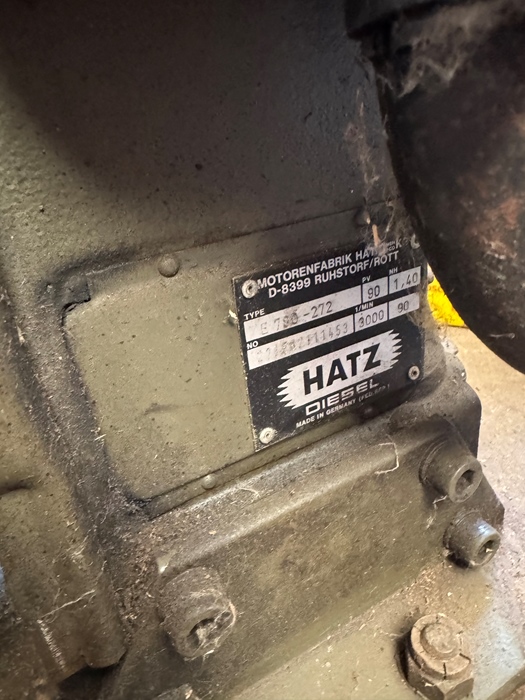 Hatz diesel.    1 motor   En 1 waterpomp te koop