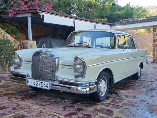 1965 Mercedes 220 oldtimer te koop
