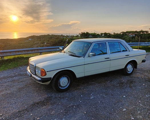 1977 Mercedes 300 oldtimer te koop