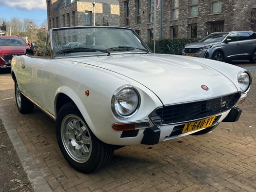 1979 Fiat 124 Spider oldtimer te koop