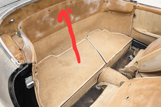 Gezocht: achterbankstuk Mercedes 190sl te koop
