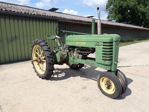 1940 John Deere B Styled, flat spokes, oldtimer te koop