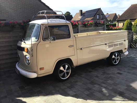 1977 Volkswagen T2 oldtimer te koop