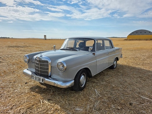1966 Mercedes 190D oldtimer te koop