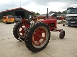 International Farmall H wide front  model oldtimer tractor te koop