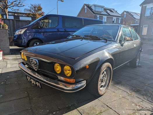 1978 Alfa Romeo Alfetta en 2000 GTV oldtimer te koop