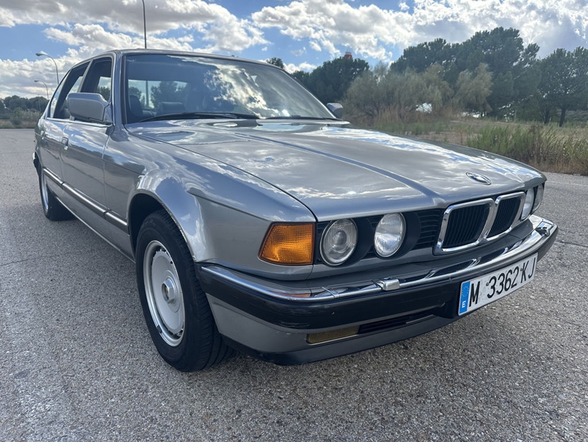 1989 BMW 750 oldtimer te koop