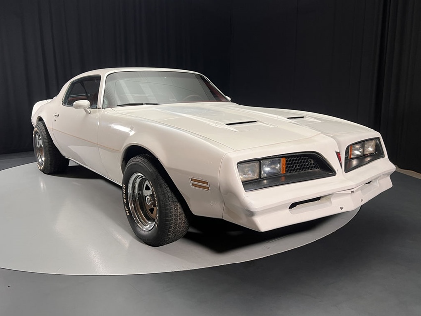 1977 Pontiac Firebird oldtimer te koop