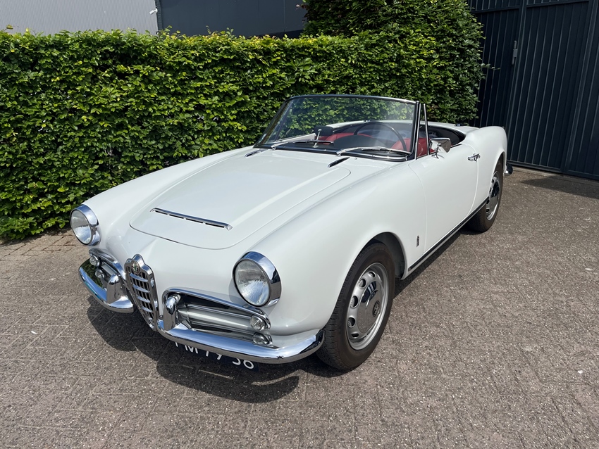 1962 Alfa Romeo Giulia Spider oldtimer te koop