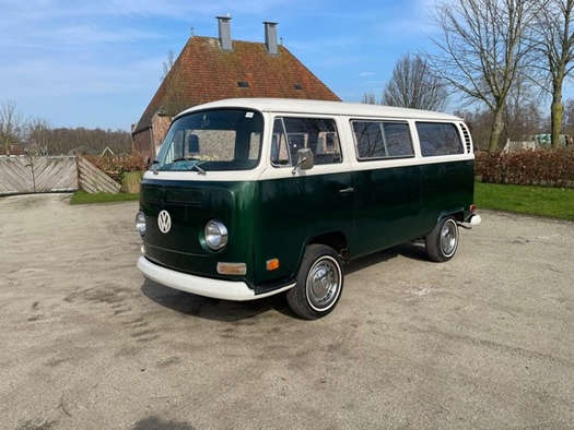 1971 Volkswagen T2Aa De luxe baywindow (project) oldtimer te koop