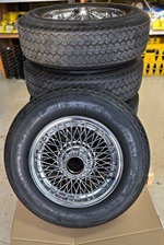 Jaguar Chromen Spaakwielen met banden 15 inck oldtimer te koop