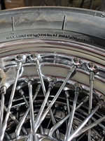 Jaguar Chromen Spaakwielen met banden 15 inck oldtimer te koop