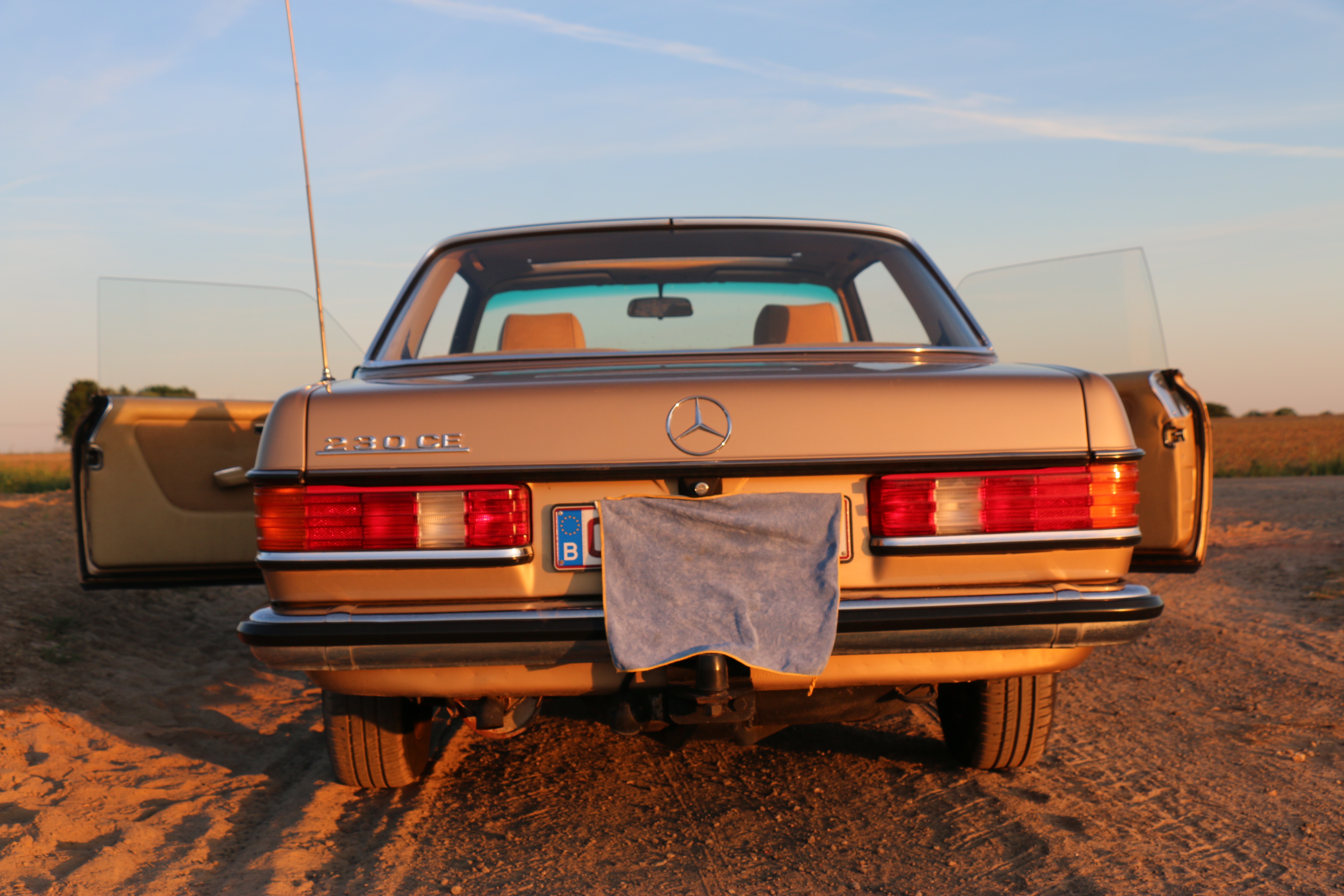 1982 Mercedes type 123 coupé 230 CE oldtimer te koop