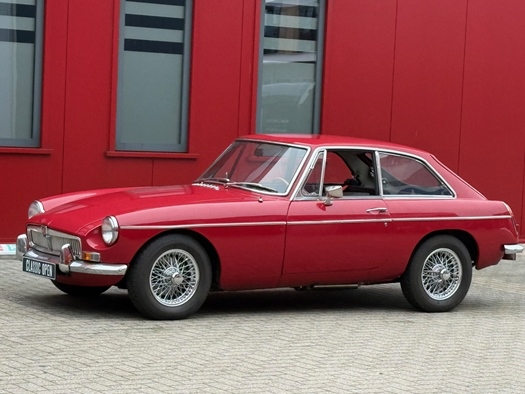 1968 MG MGB GT 1800 met spaakwielen oldtimer te koop