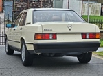1987 Mercedes 190E oldtimer te koop