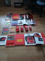 Ferrari boeken  en model en showroom poster oldtimer te koop