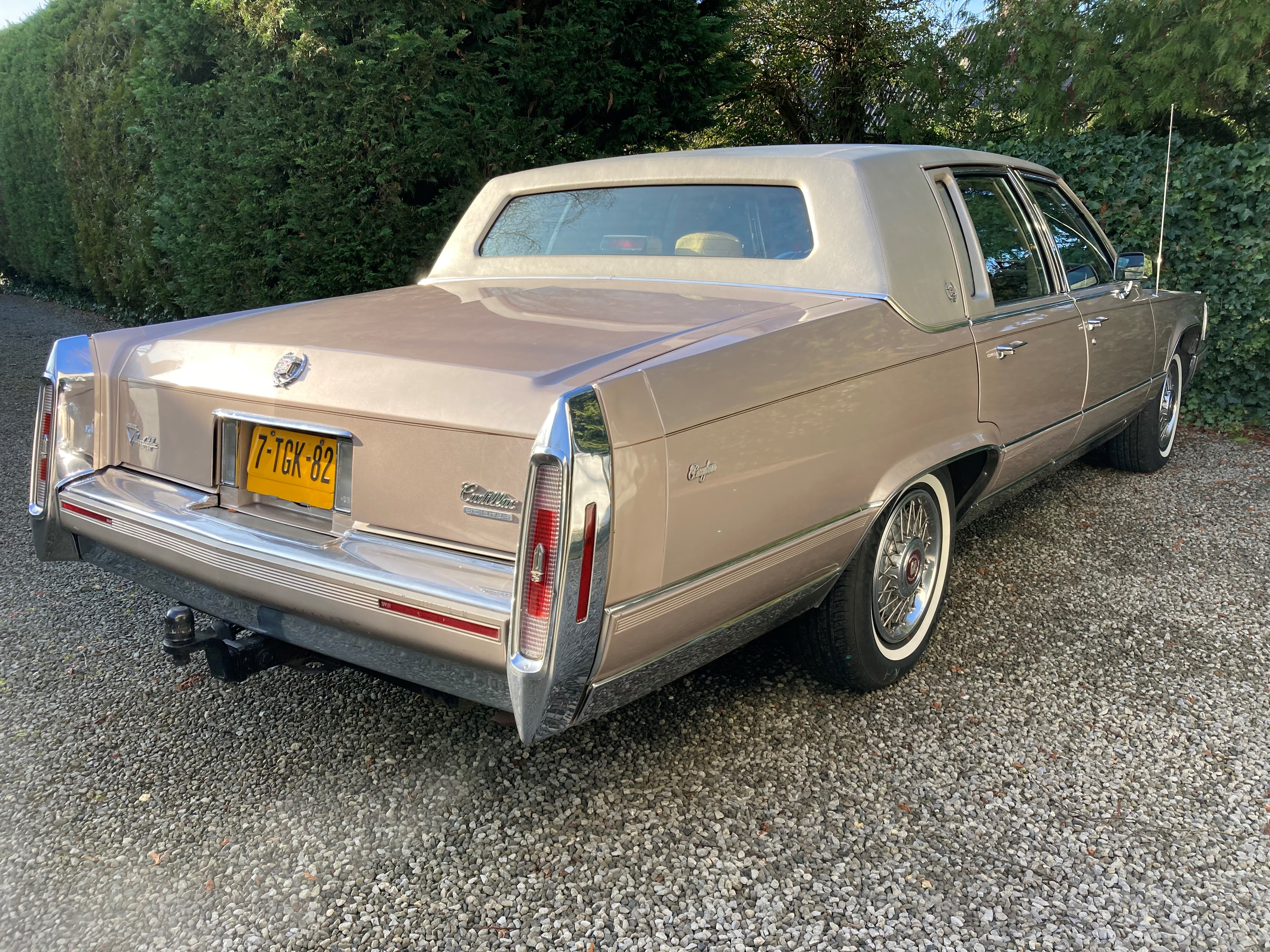 1992 Cadillac Brougham oldtimer te koop