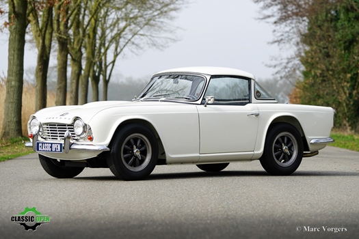 1963 Triumph TR4 Surrey Top oldtimer te koop