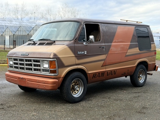 1989 Dodge Ram Van B-150 oldtimer te koop