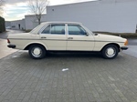 1977 Mercedes 200 oldtimer te koop