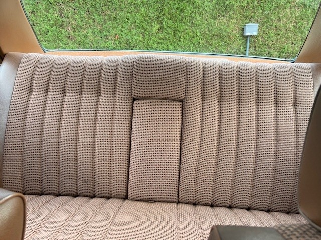 1977 Mercedes 200 oldtimer te koop