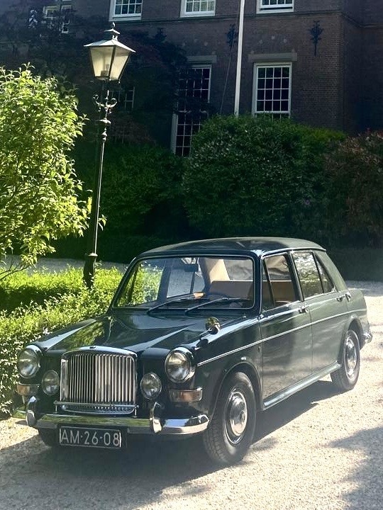 1967 Oldsmobile Princess vanden Plas 1100 oldtimer te koop