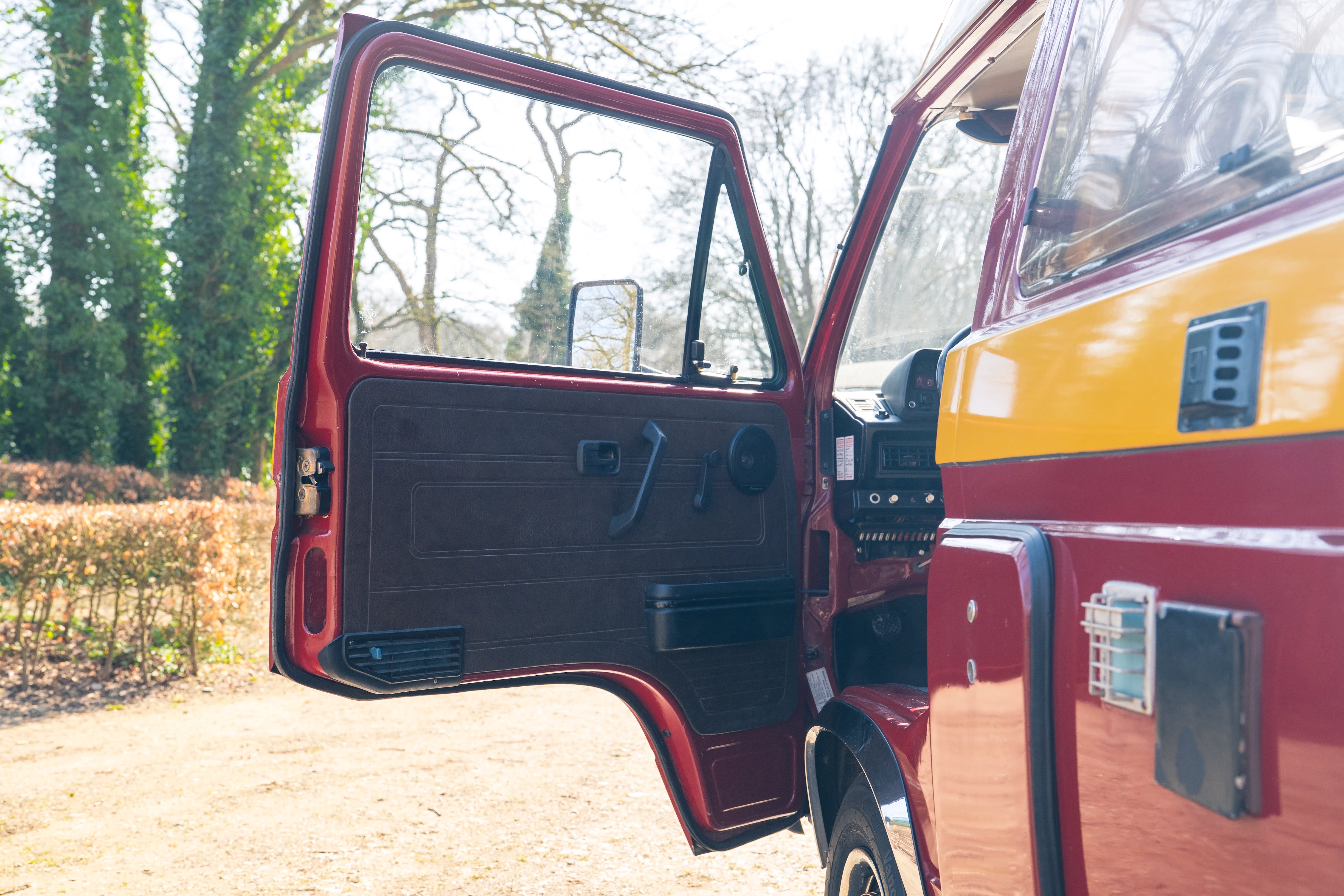 1983 Volkswagen T3 camper oldtimer te koop