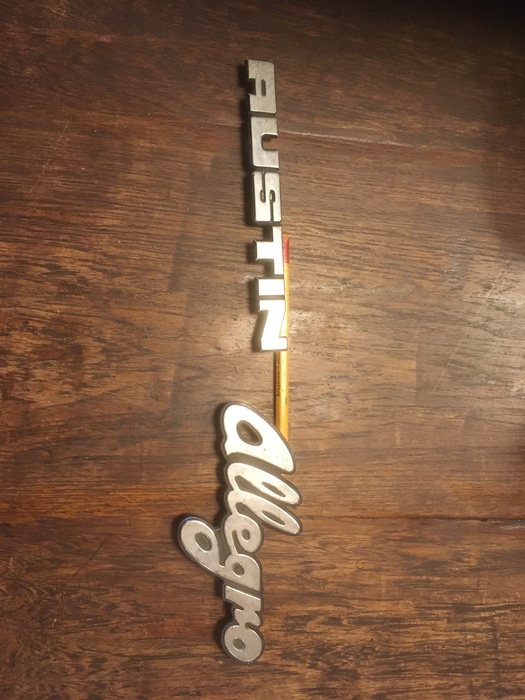 Austin chromen emblemen te koop